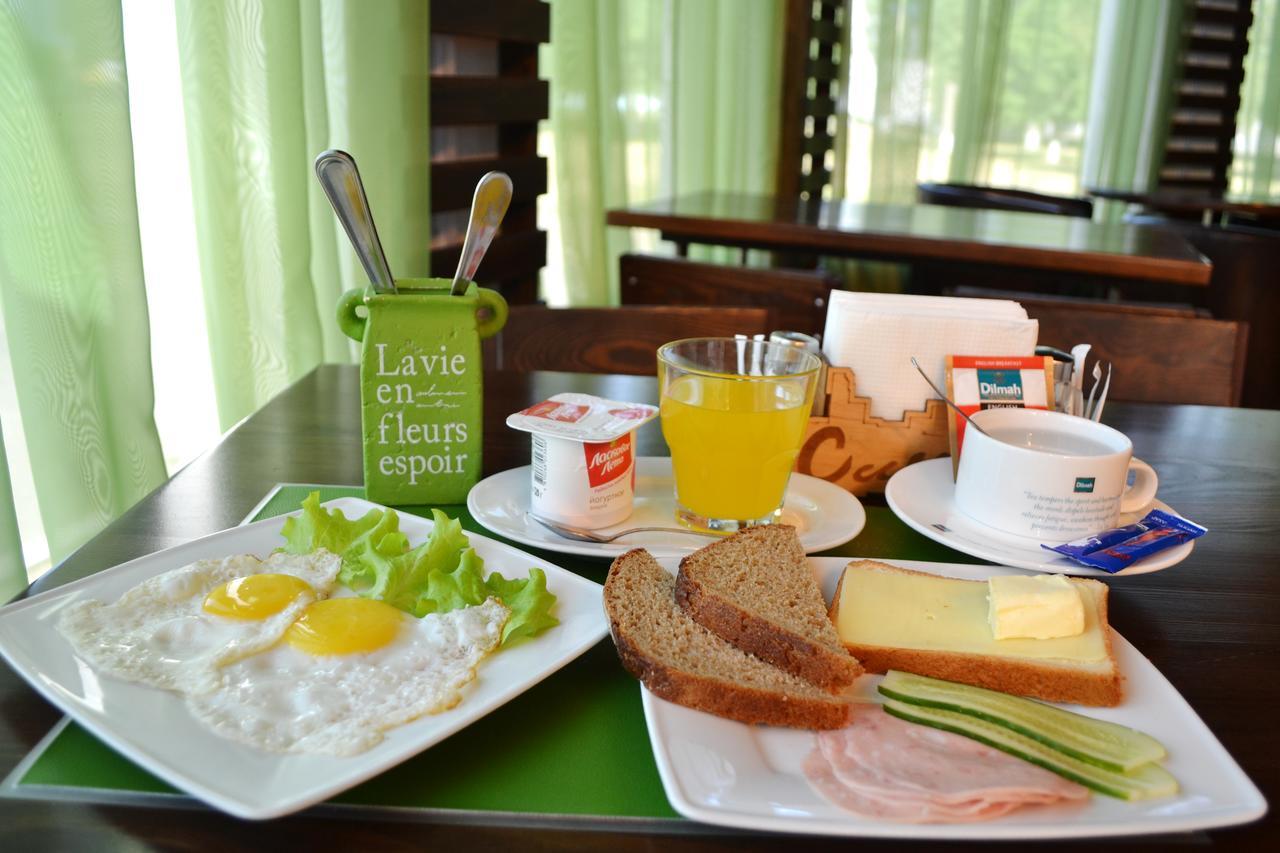 City Hotel Gomel Ngoại thất bức ảnh